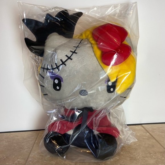 Sanrio Yoshikitty Halloween costume BIG plush - Picture 10 of 12